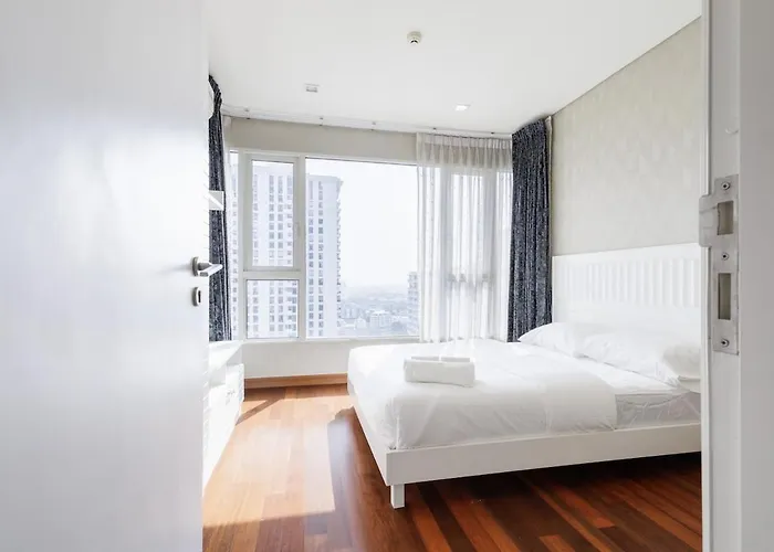 Luxury Huge Center Of Bkk Close To Thong Lor Bts Apartment