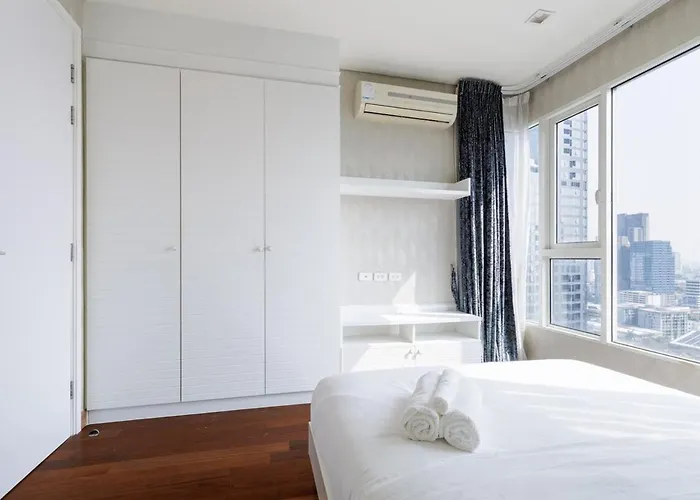 Apartment Luxury Huge Center Of Bkk Close To Thong Lor Bts