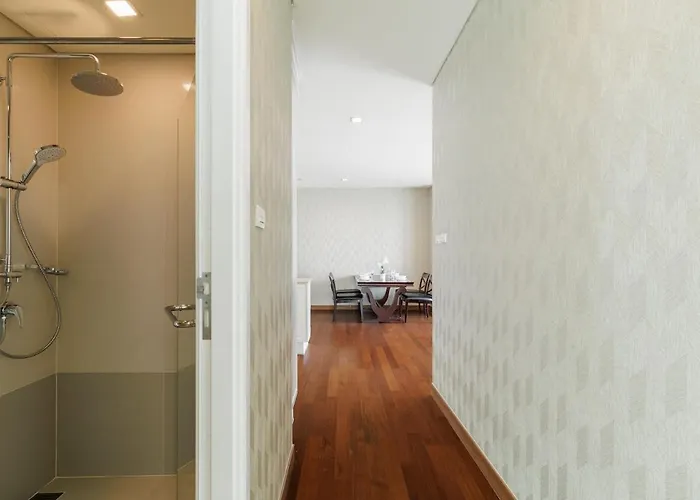 Apartment Luxury Huge Center Of Bkk Close To Thong Lor Bts